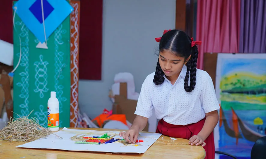 Student participating in creative activity-based learning
